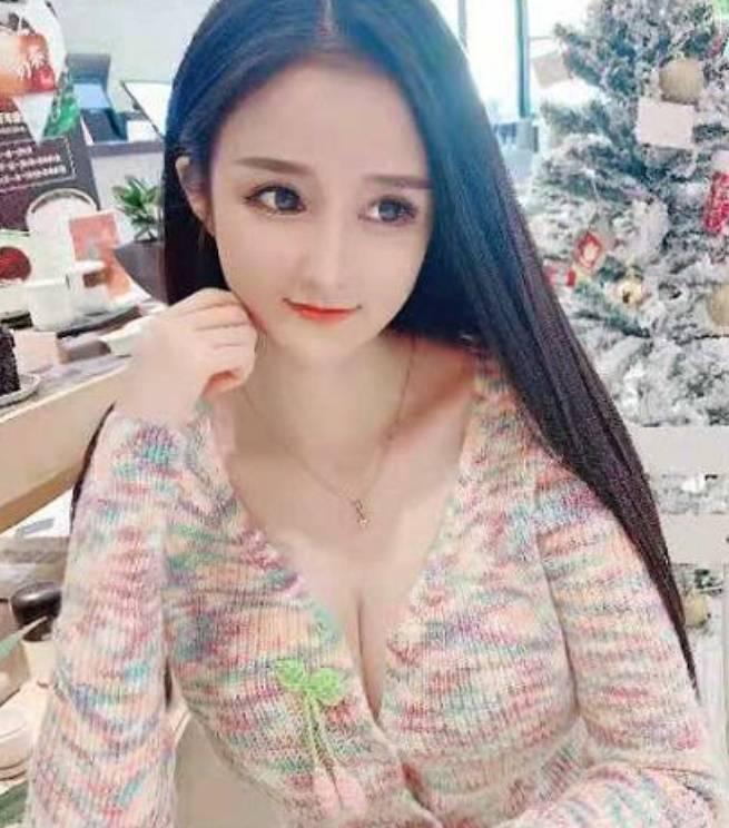 喜欢胸大的可以了解一下，值得推荐。