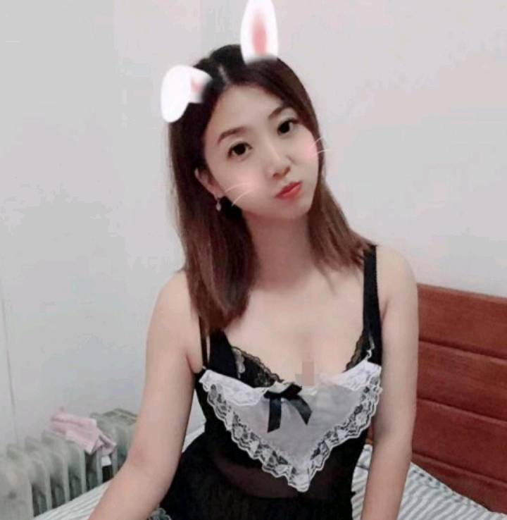 海珠小热情  妹子身材火辣